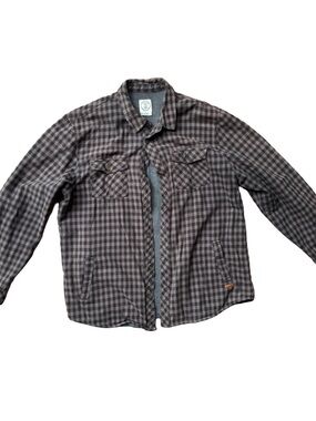 Voyager Men Button Up Shirt XL Gray Gingham Plaid Waffle Knit Lined Thermal Logo